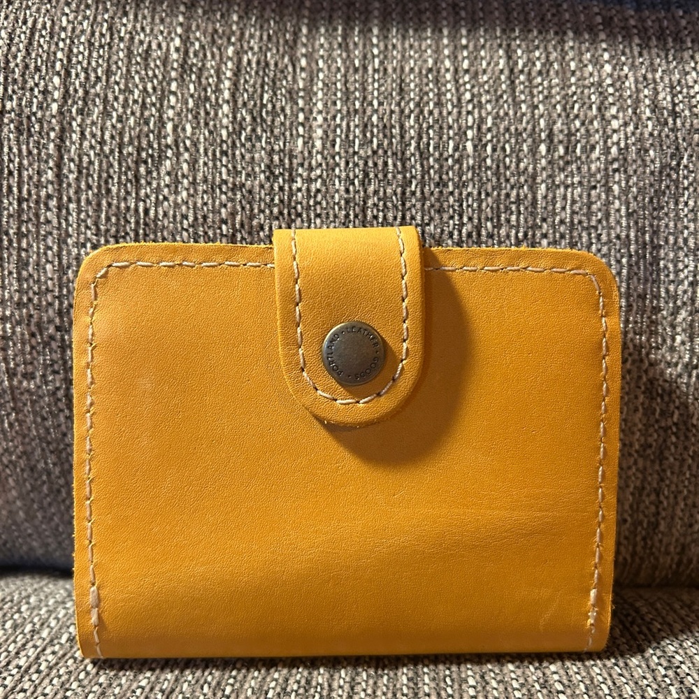Portland Leather Mustard Yellow Leather Card Wallet